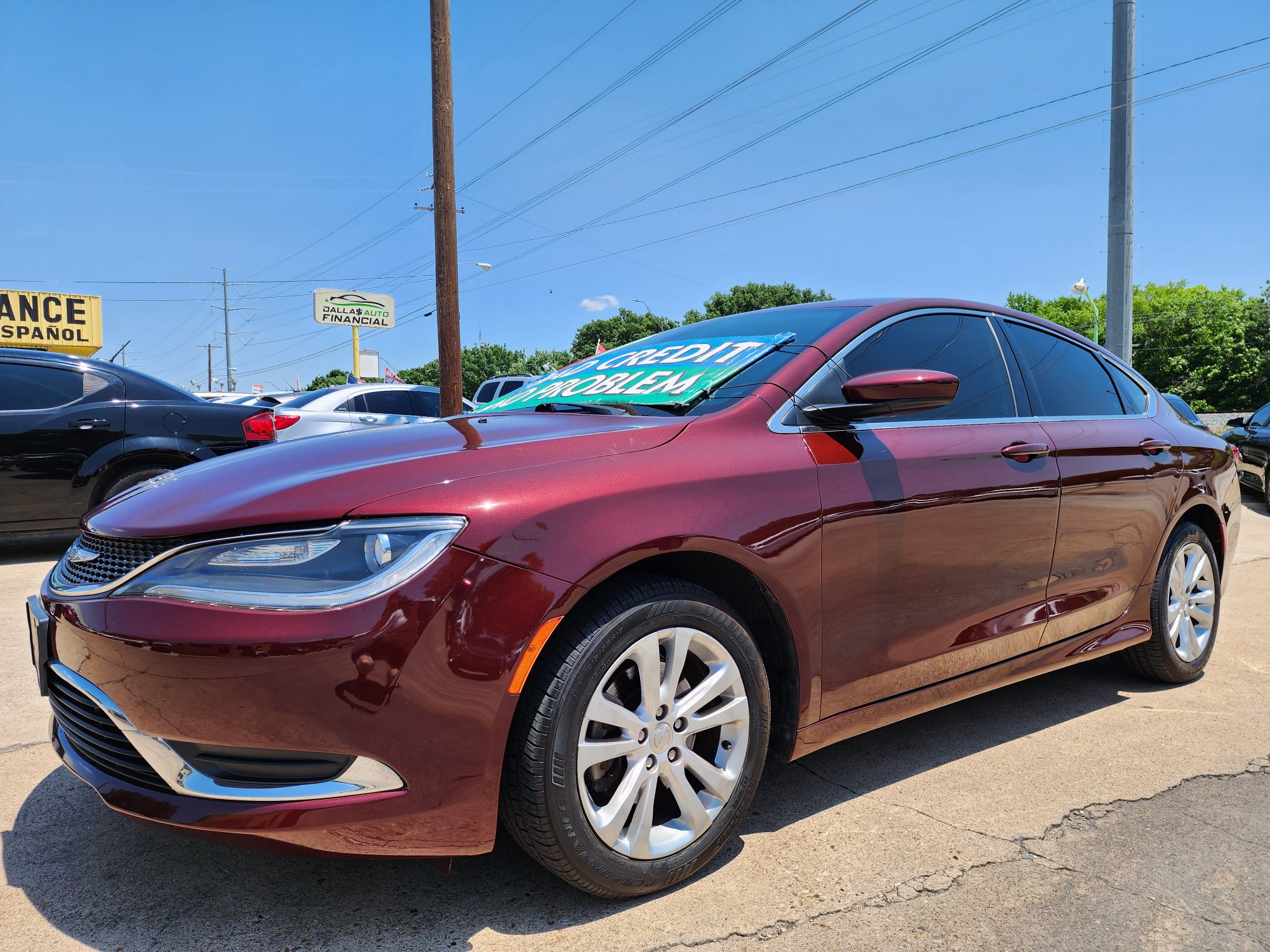 2015 Chrysler 200 Limited (1C3CCCABXFN) with an 2.4L L4 DOHC 16V engine, 9-Speed Automatic transmission, located at 2660 S.Garland Avenue, Garland, TX, 75041, (469) 298-3118, 32.885387, -96.656776 - Welcome to DallasAutos4Less, one of the Premier BUY HERE PAY HERE Dealers in the North Dallas Area. We specialize in financing to people with NO CREDIT or BAD CREDIT. We need proof of income, proof of residence, and a ID. Come buy your new car from us today!! This is a very well cared for 2015 Ch - Photo #7